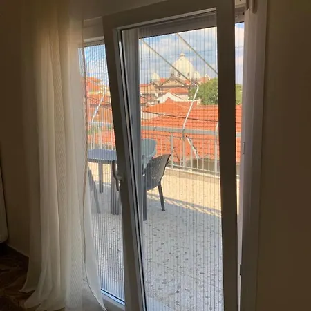 Remvi Apartment 1 Mytilene Exterior photo